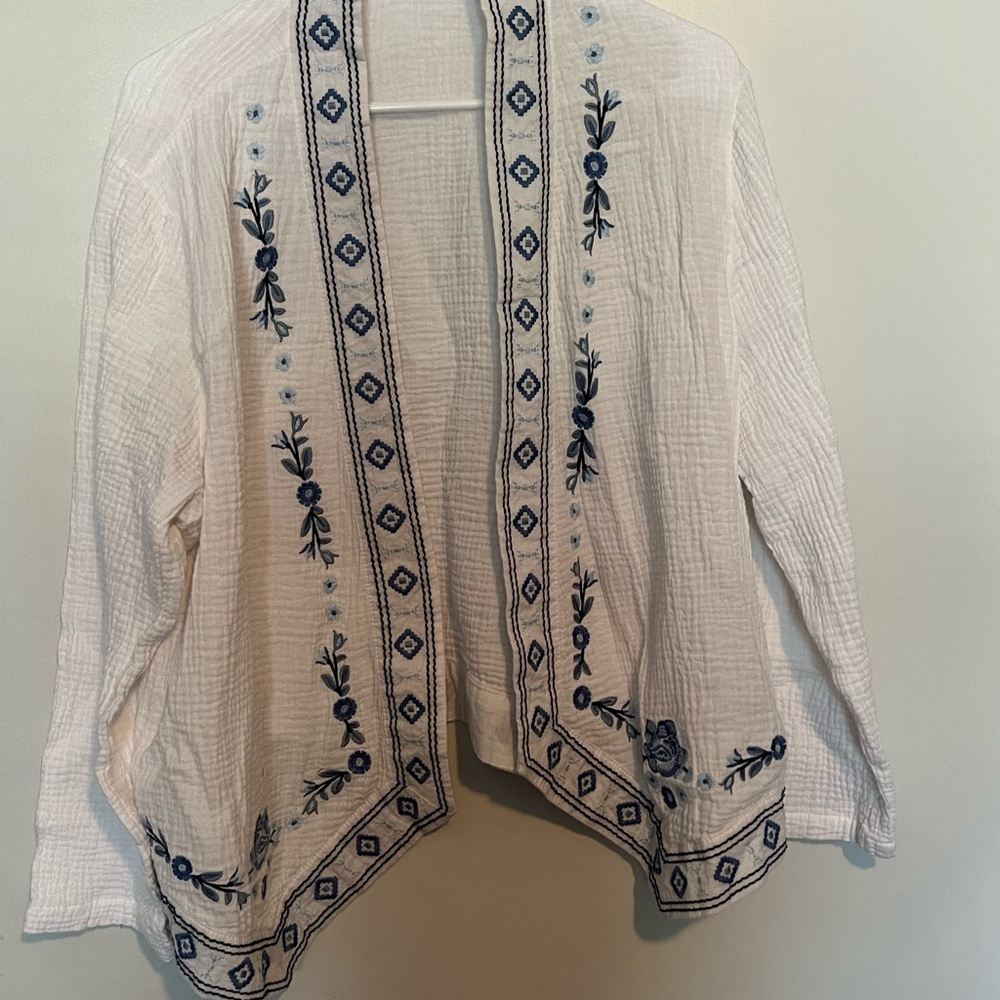 J Jill gauzy embroidered kimono